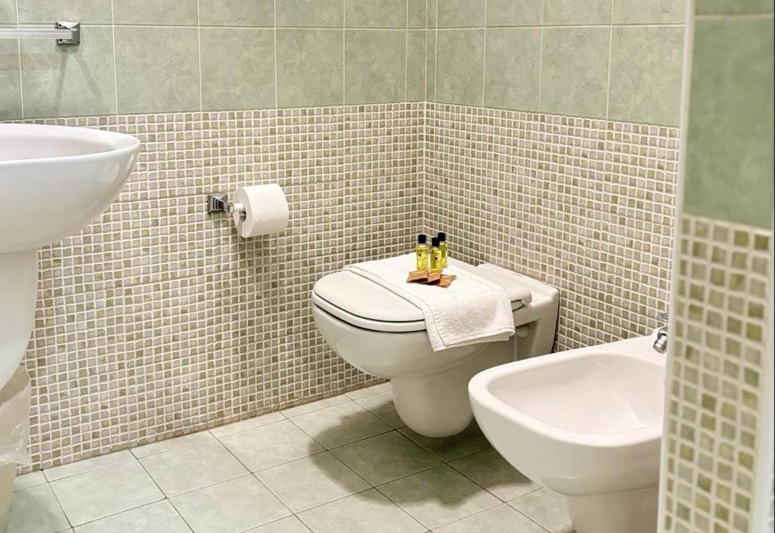 Amati Policlinic Monza Apartment Ngoại thất bức ảnh