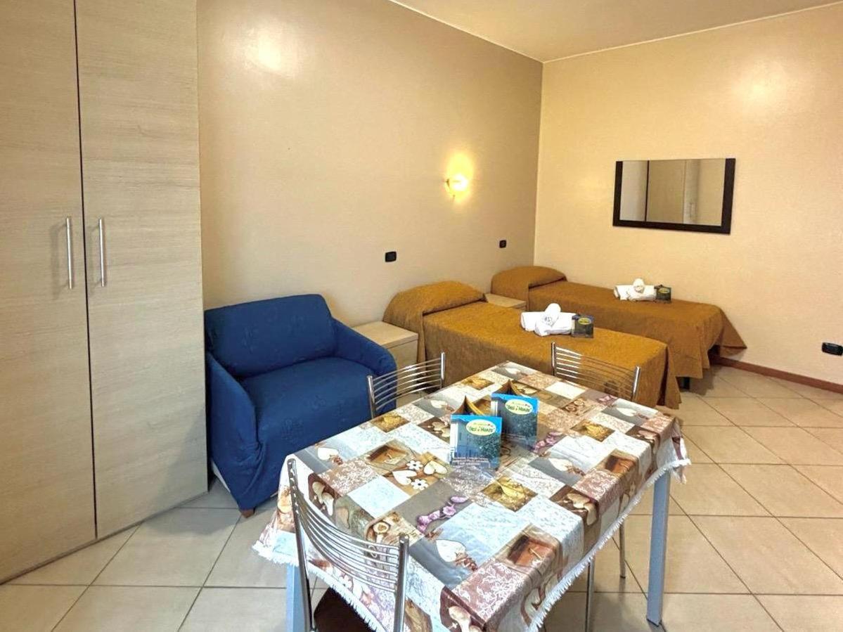 Amati Policlinic Monza Apartment Ngoại thất bức ảnh
