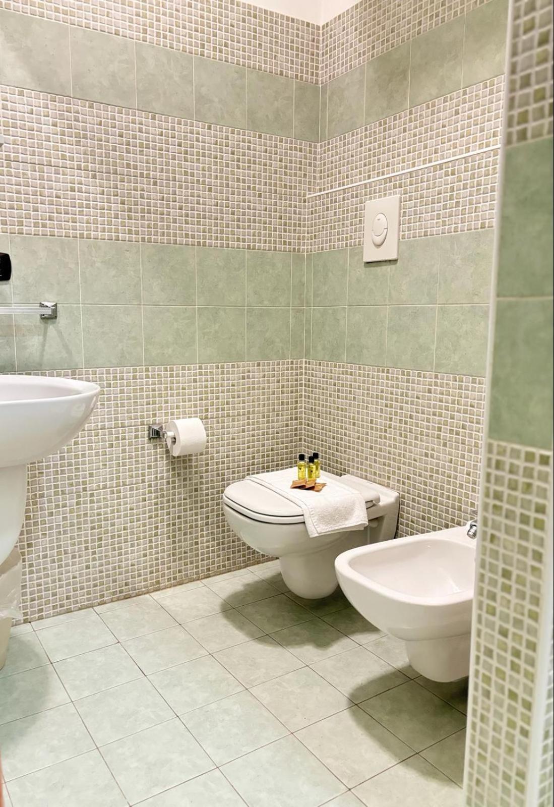 Amati Policlinic Monza Apartment Ngoại thất bức ảnh