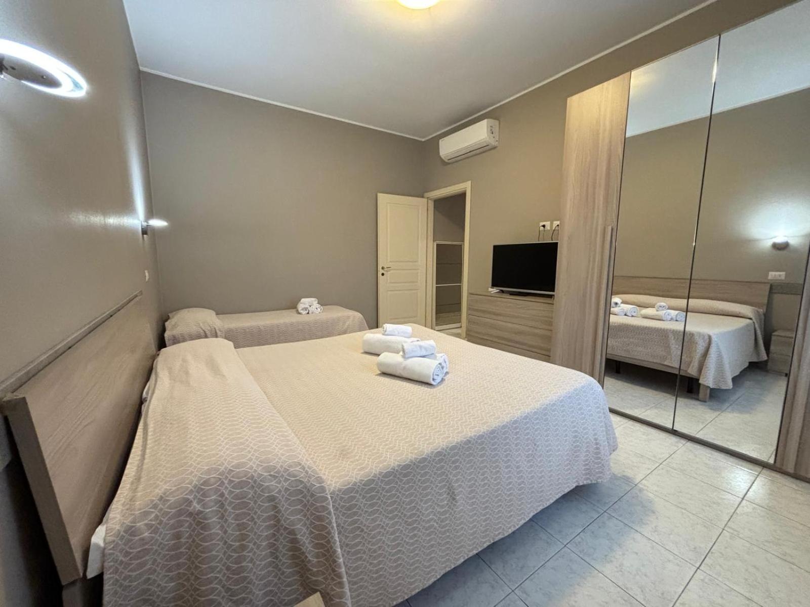 Amati Policlinic Monza Apartment Ngoại thất bức ảnh